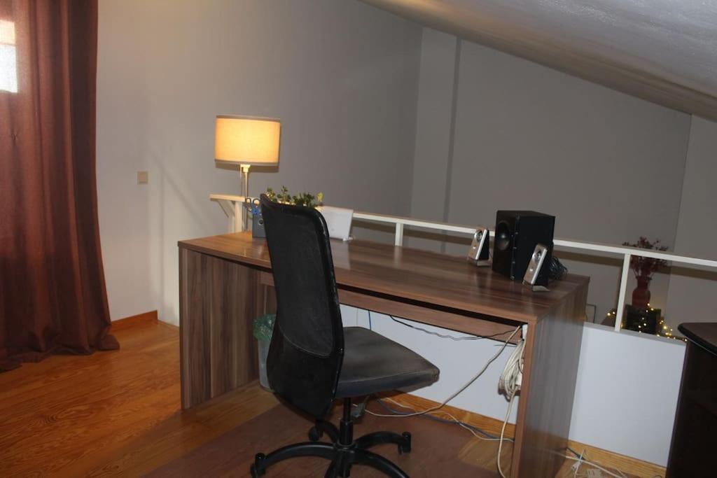 Maria'S Airport Apartment Koropion Bagian luar foto