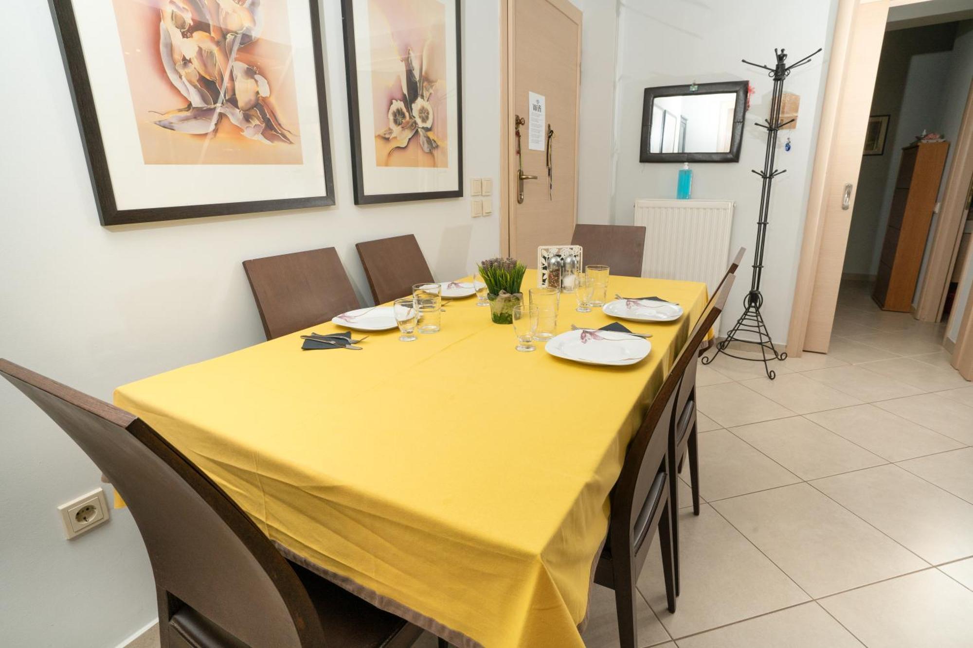 Maria'S Airport Apartment Koropion Bagian luar foto