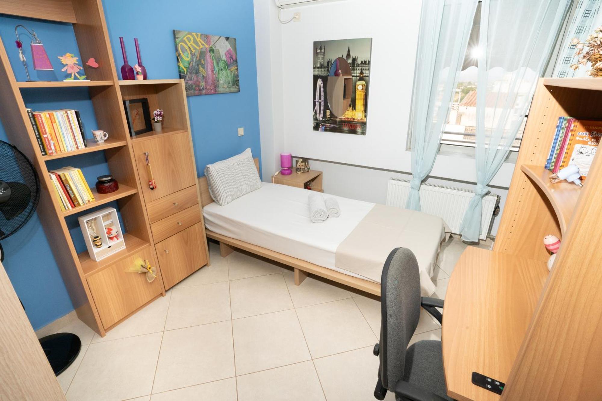 Maria'S Airport Apartment Koropion Bagian luar foto