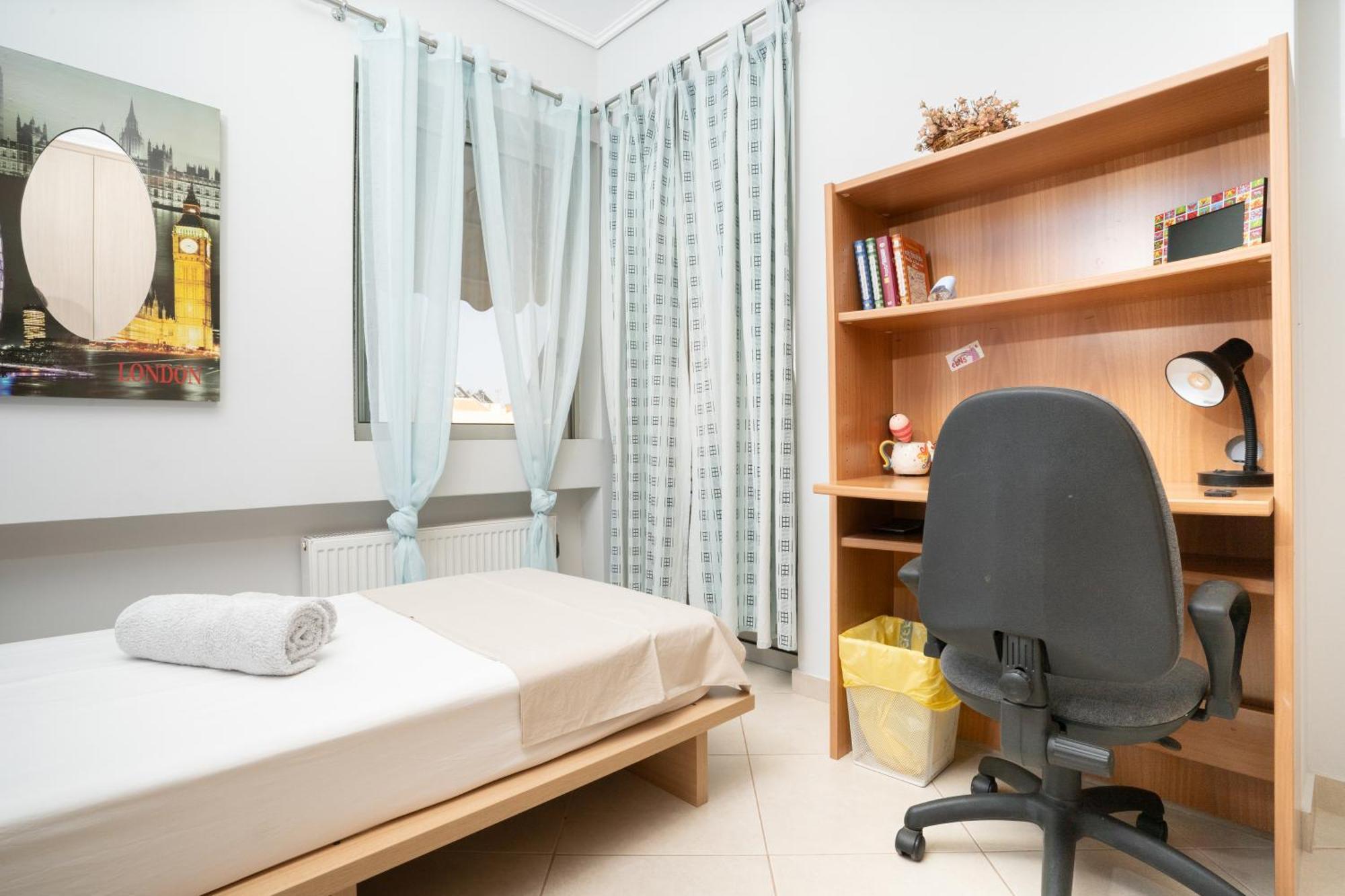 Maria'S Airport Apartment Koropion Bagian luar foto